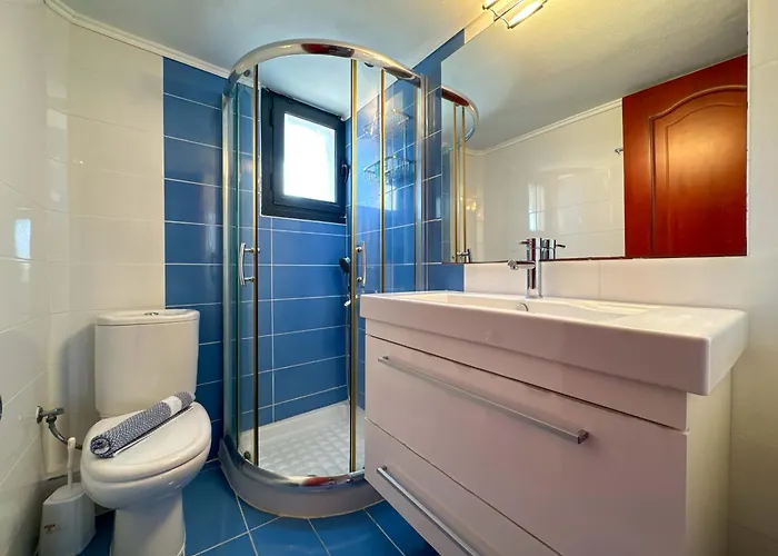 Luxury Seaside In Featuring Pool * Pefkochori